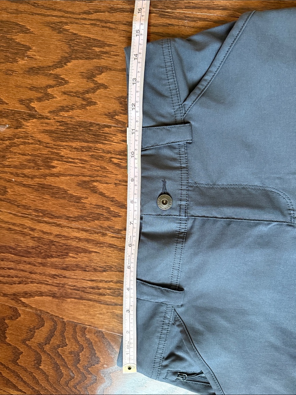 Duluth Trading Co women's Dry On The Fly 10" - Picture 8 of 8